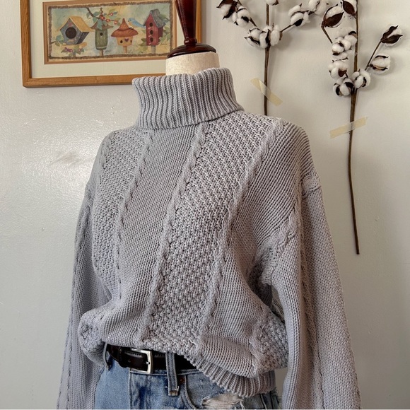 wainscott Sweaters - Wainscott 90's Vintage Classic Cable Knit Cotton Turtleneck Sweater grey Medium